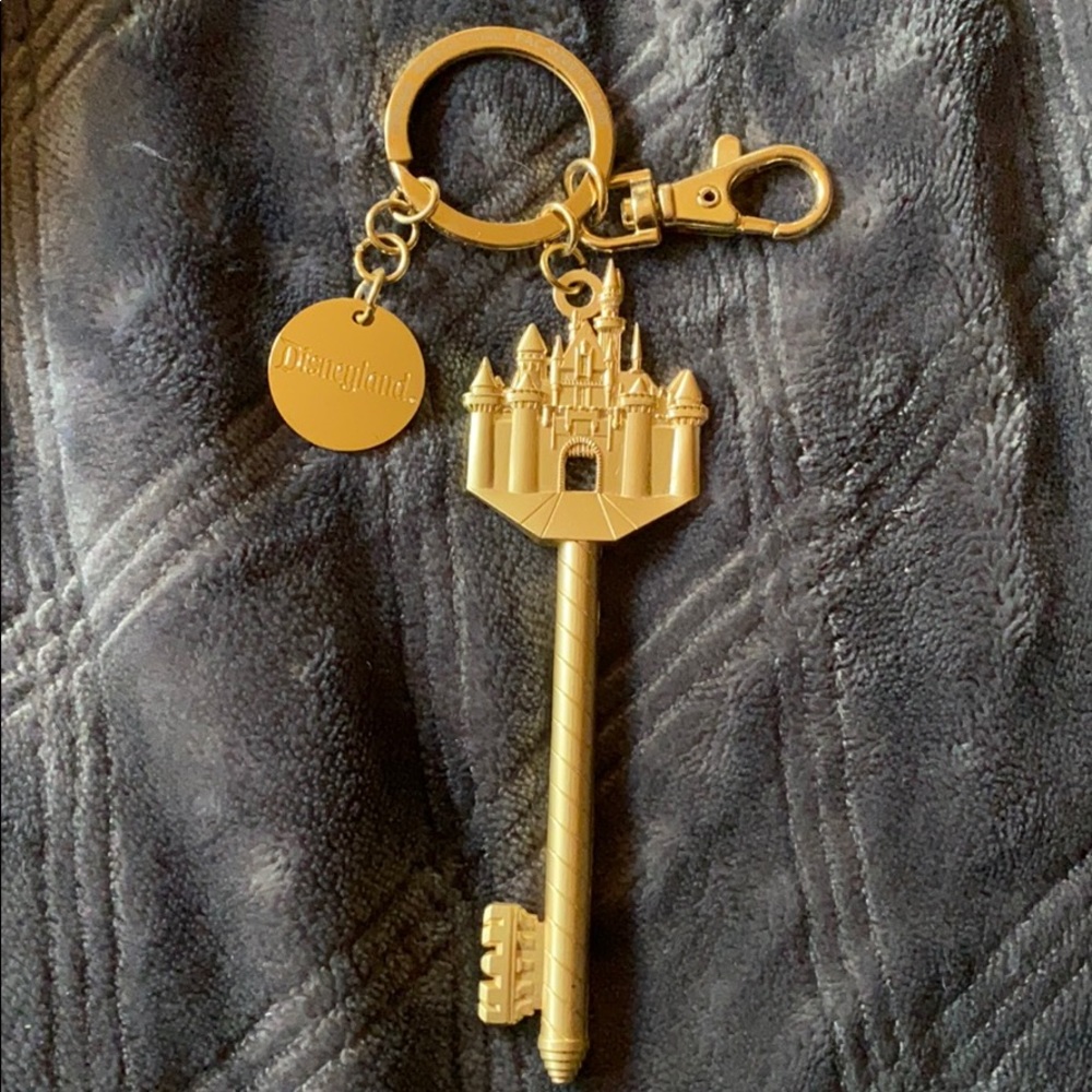 Disney Castle Keychain